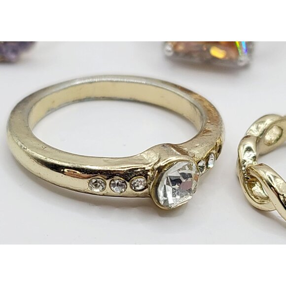 Lot of Five Fashion Rings With Assorted Gemstones & Designs - Picture 2 of 11